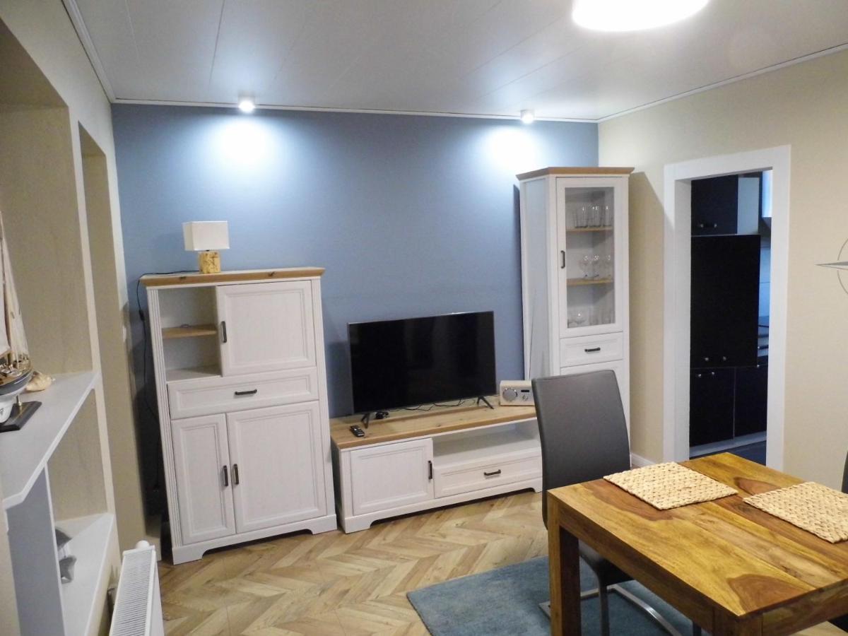 Ferienwohnung Seerose Neppermin エクステリア 写真