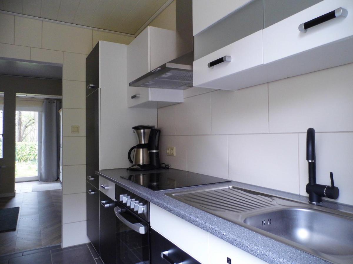 Ferienwohnung Seerose Neppermin エクステリア 写真