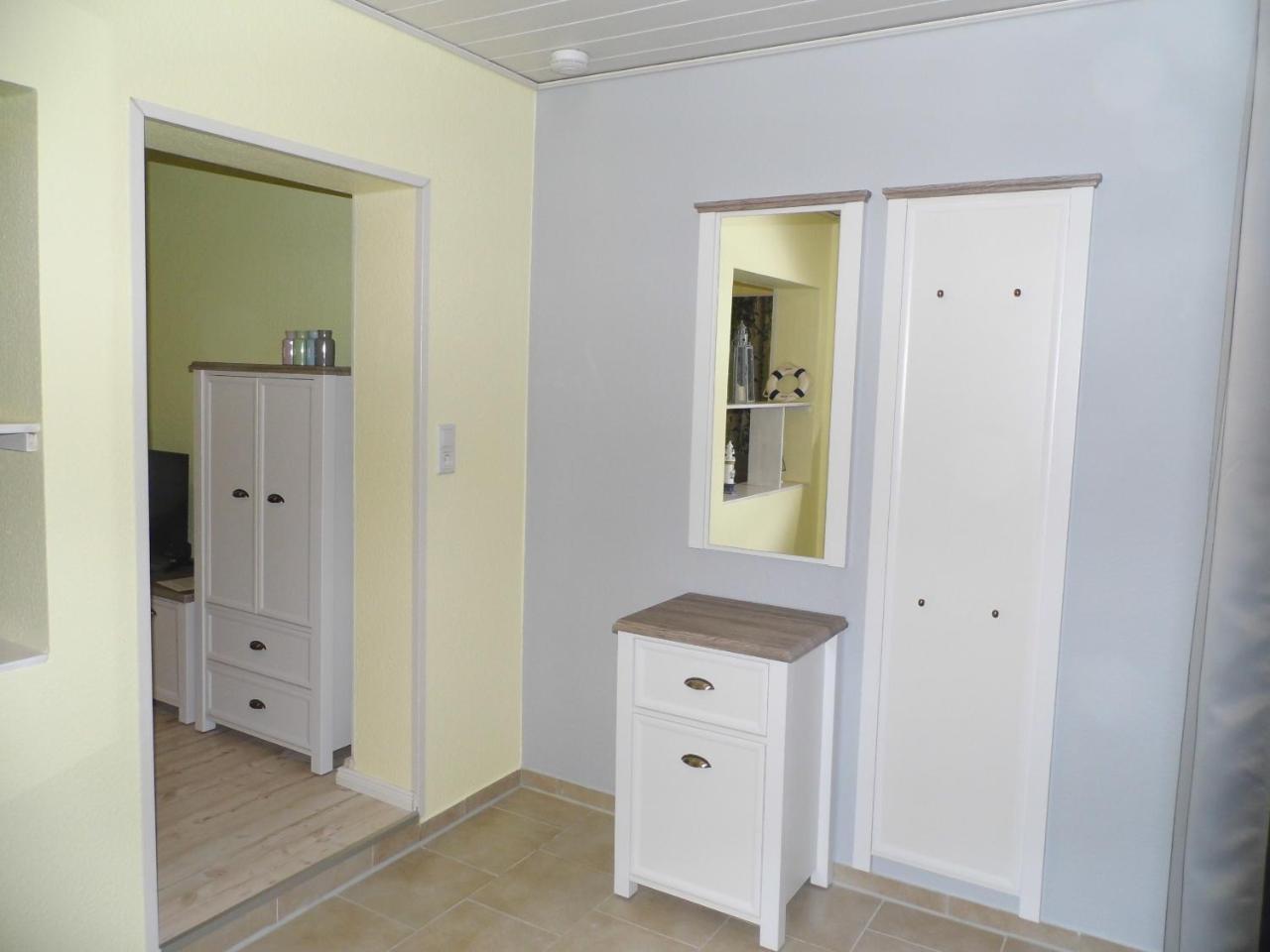 Ferienwohnung Seerose Neppermin エクステリア 写真